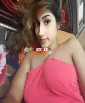 Meet Palavi young escorts in Delhi