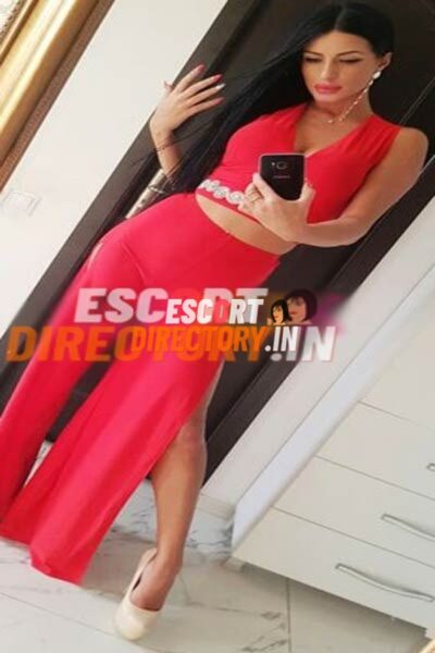 Tanu Oberoi Escort Service from West Delhi